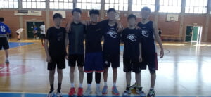 Ragazzi della squadra di basket del primo comprensivo